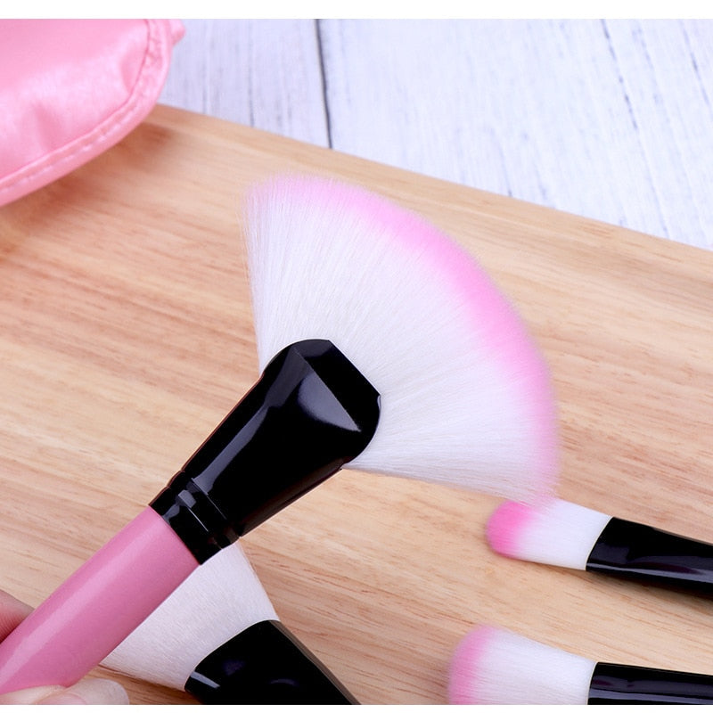 pinceau makeup 24pcs Pink Black Makeup Brushes Set With Bag Profession Powder Foundation Large Eye Shadow Angled Brow Makeup Brushes Set